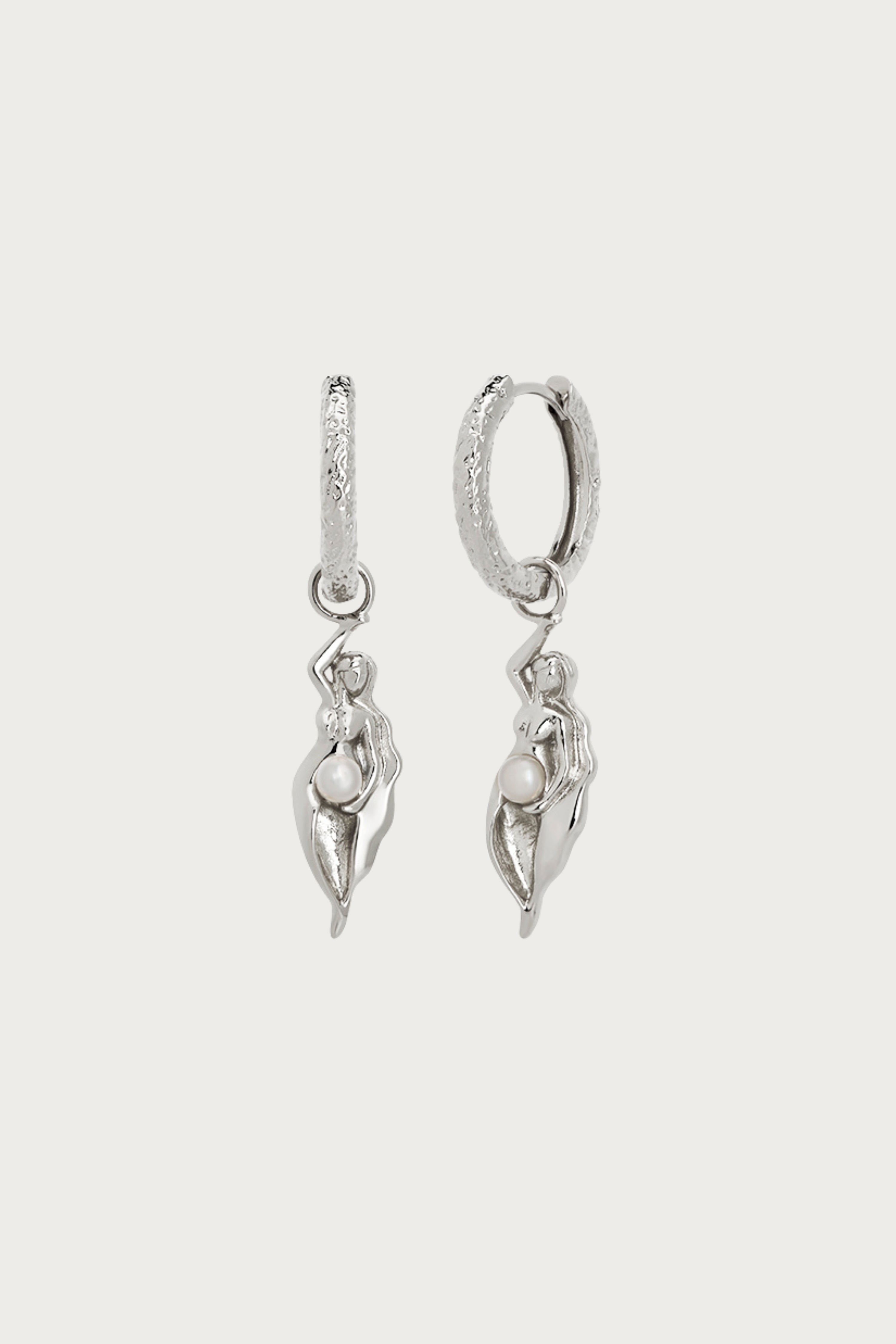 Earring OYS Goddess Silver a pair