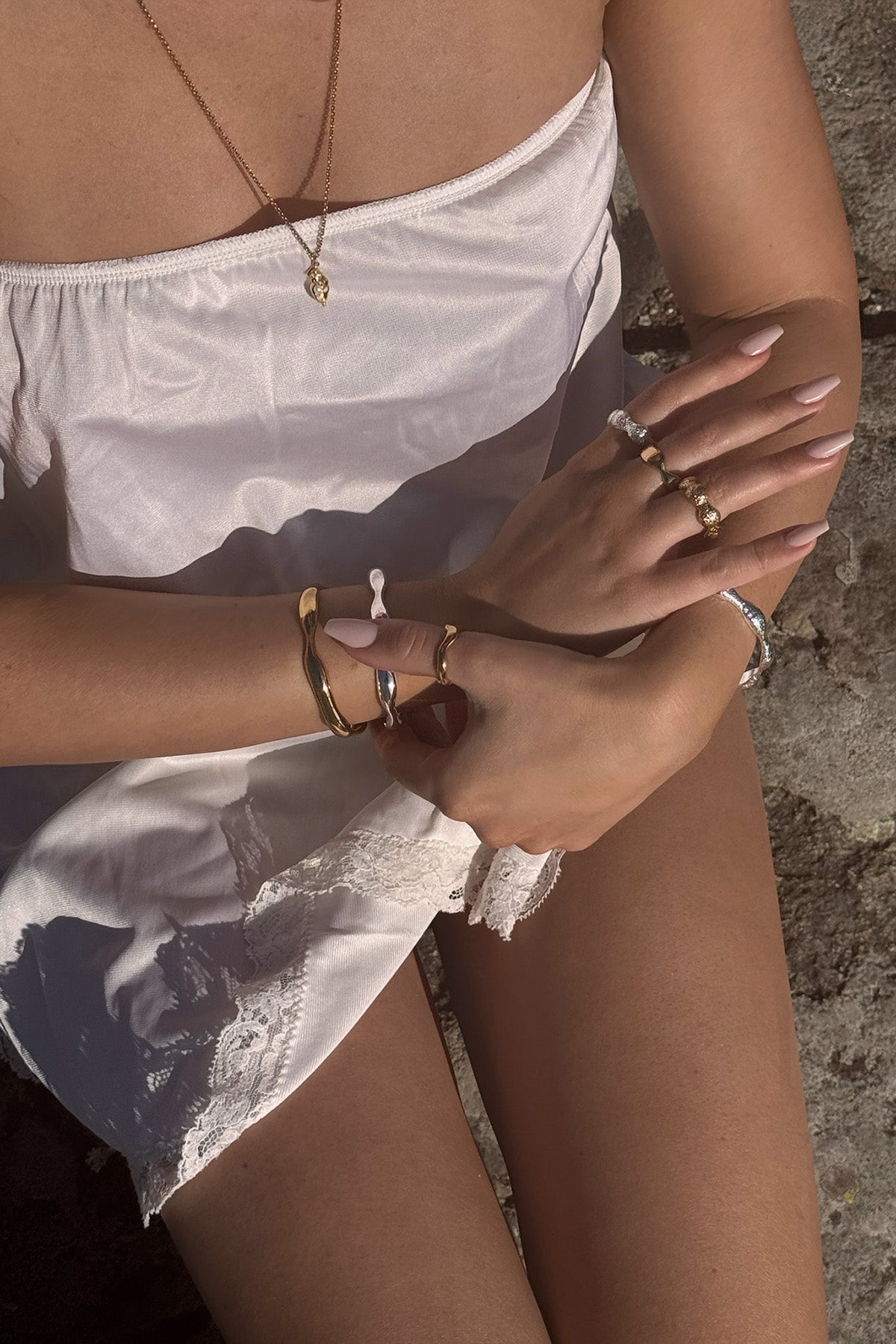 OYS GODDESS CHARM on CHAIN Gold